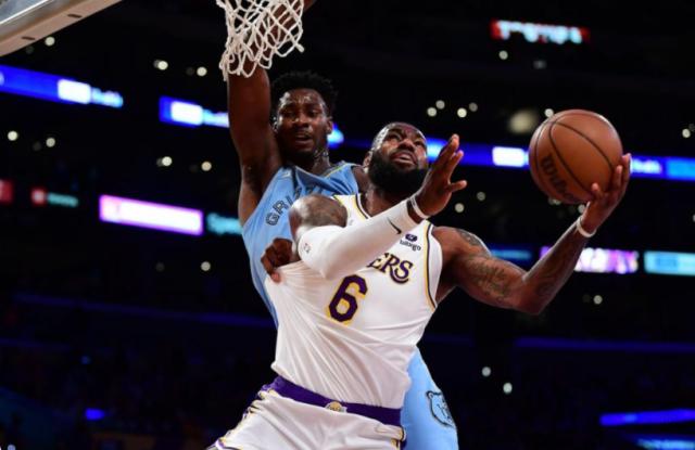 NBA-拼尽全力仍遭惨败 无解詹姆斯反衬湖人真实水平